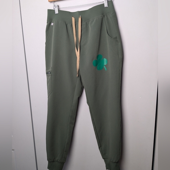 COPY - FIGS Women's Zamora Jogger Scrub Pants size XS petite kaki green - Picture 4 of 16